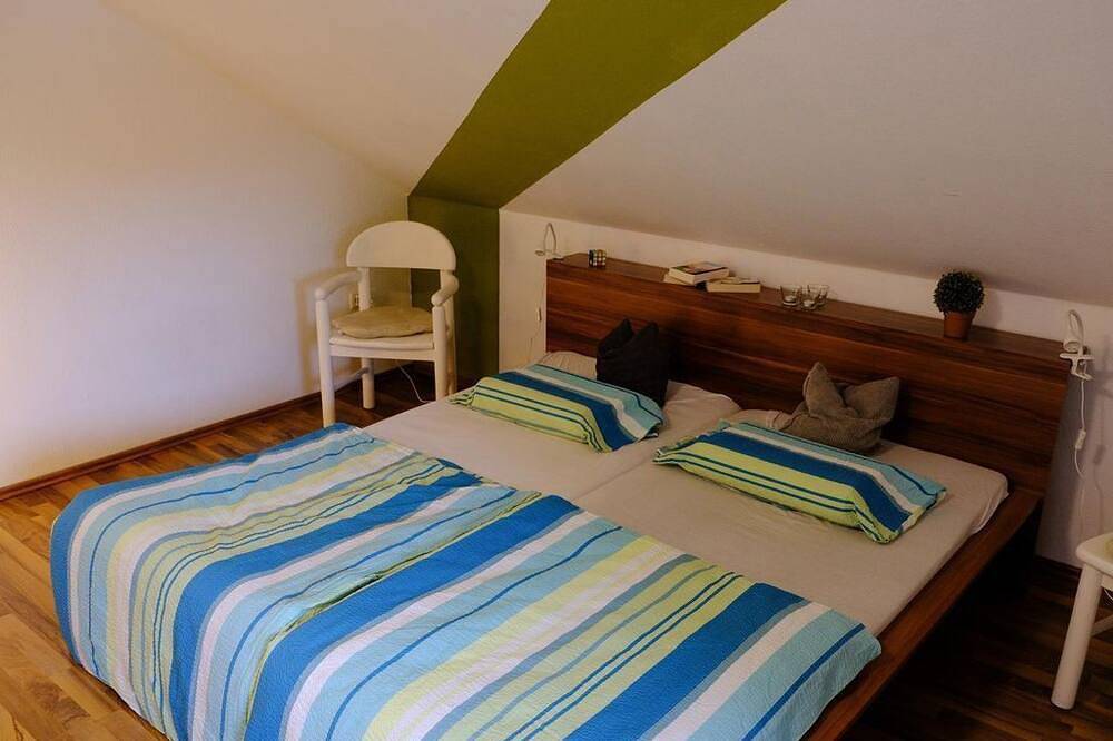 Ganze Wohnung, Ferienwohnung \"Haus Olekamp\" - Appartement/Fewo, Dusche, Wc in Wiefelstede, Ammerland