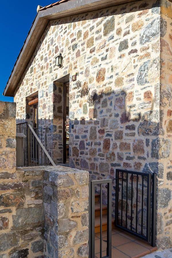 Gîte pour 5 personnes, avec vue et balcon, adapté aux familles à Vilallonga de Ter - 4