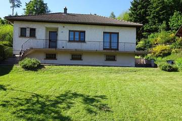 Gîte pour 4 personnes, avec jardin et terrasse à Saint-Quirin