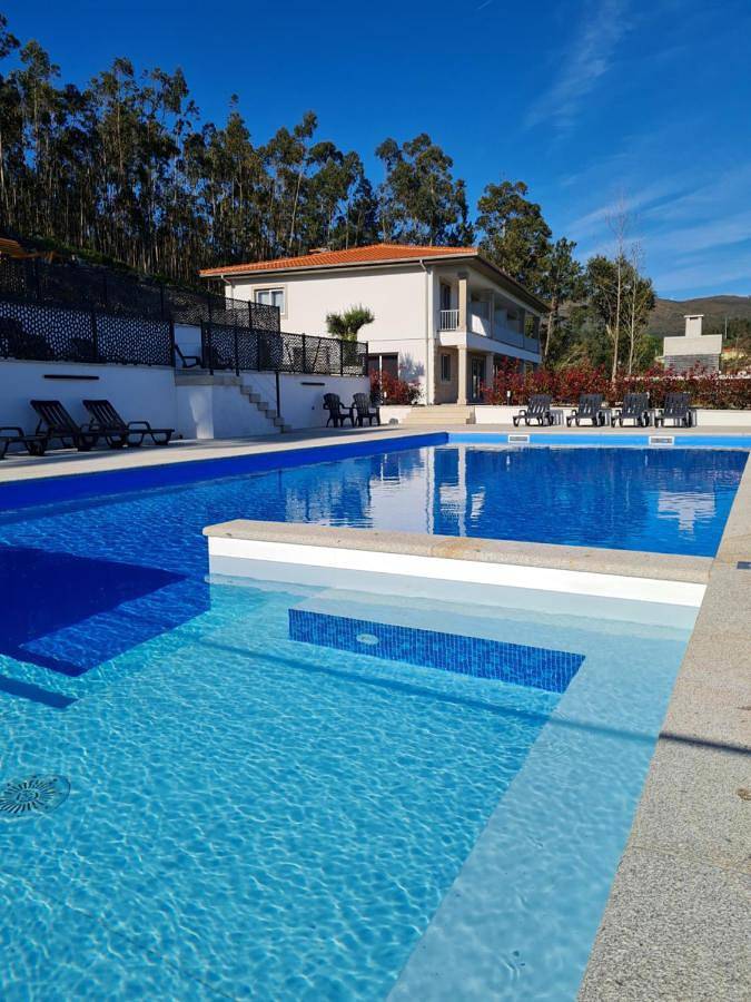 Casa de huéspuedes para 4 personas, con Jacuzzi y Terraza además de Jardín y Piscina en Región Norte (Portugal)