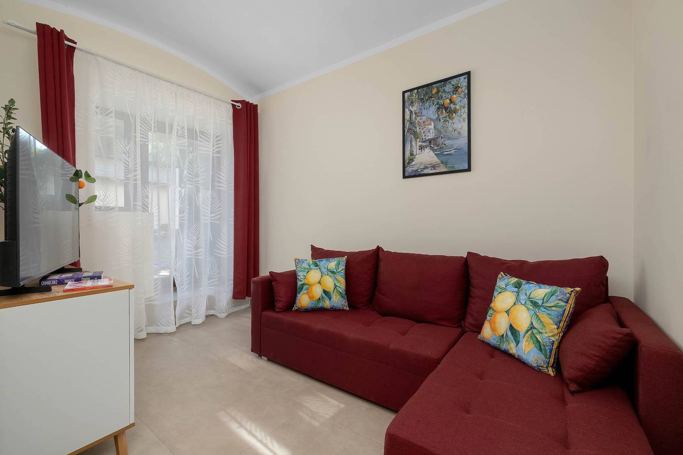 Cały apartament wypoczynkowy, Practical Studio for a Business Stay | Close to the City Centre in Bielsko-Biała, Śląsk