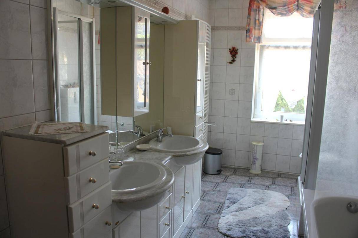 Ganze Wohnung, Private Zimmer Große in Naumburg, Saale-Unstrut
