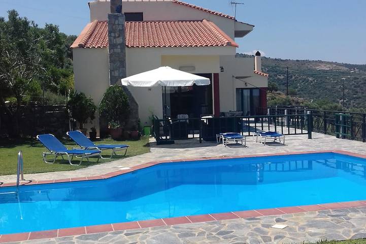 Chalet para 16 personas, con balcón y jardín - 1