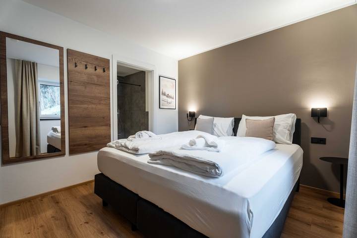 Ferienwohnung für 4 Personen, mit Balkon und Whirlpool sowie Terrasse und Garten in Leogang - 3