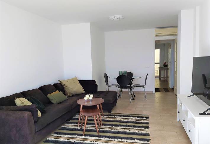 Ganze Wohnung, Apartment „Beach Town Views“ mit Meerblick, Wlan und Klimaanlage in La Capellania, Benalmádena