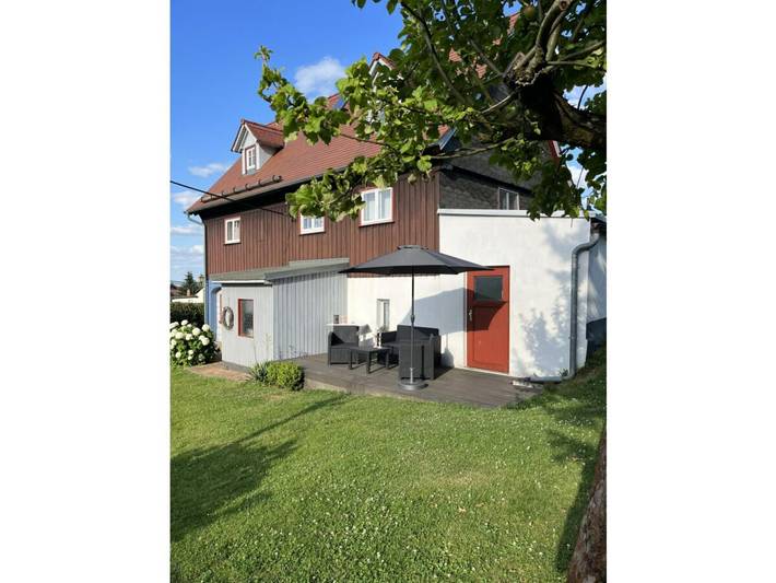 Ferienwohnung für 7 Personen, mit Garten und Terrasse