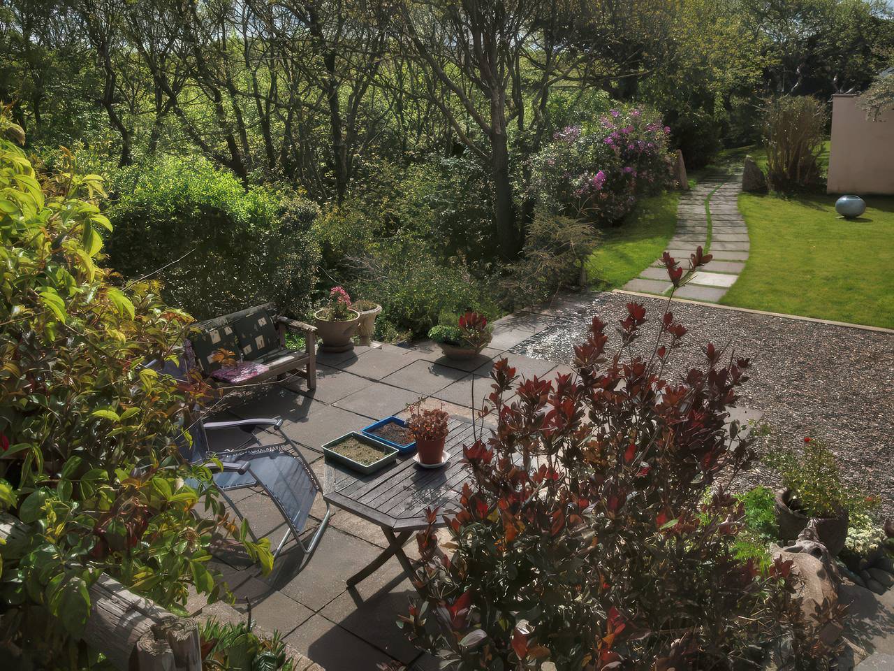 The Pink House in Solva, Pembrokeshire