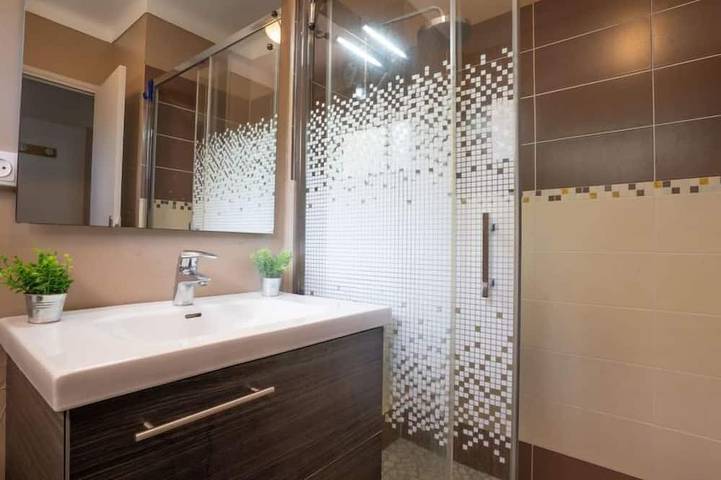 Gîte pour 4 personnes, avec terrasse dans Plage de la Gaillarde - 4