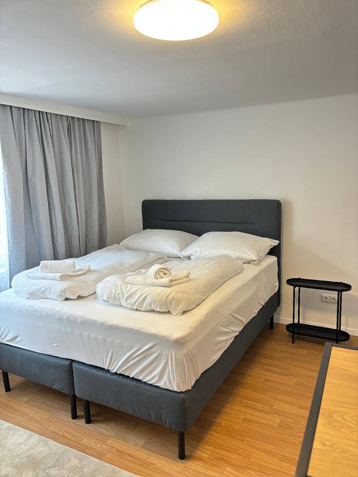Ganze Ferienwohnung, Studio in zentraler Lage - nur wenige Minuten zum See und Stadt in Gmunden, Traunviertel
