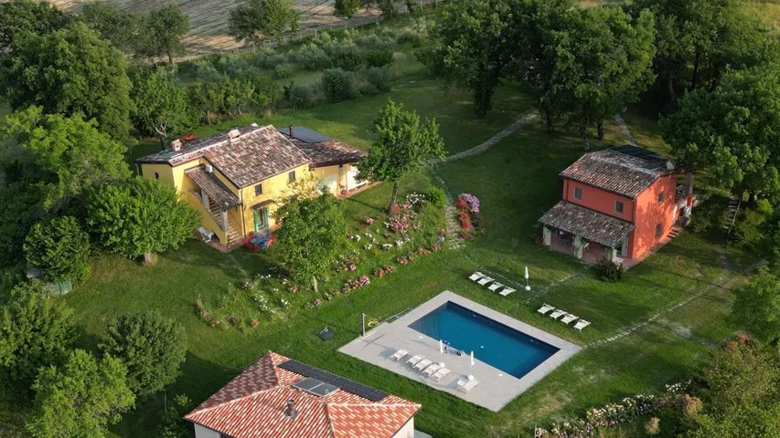 Holiday home for 4 people, with pool and garden as well as view, with pets - 1