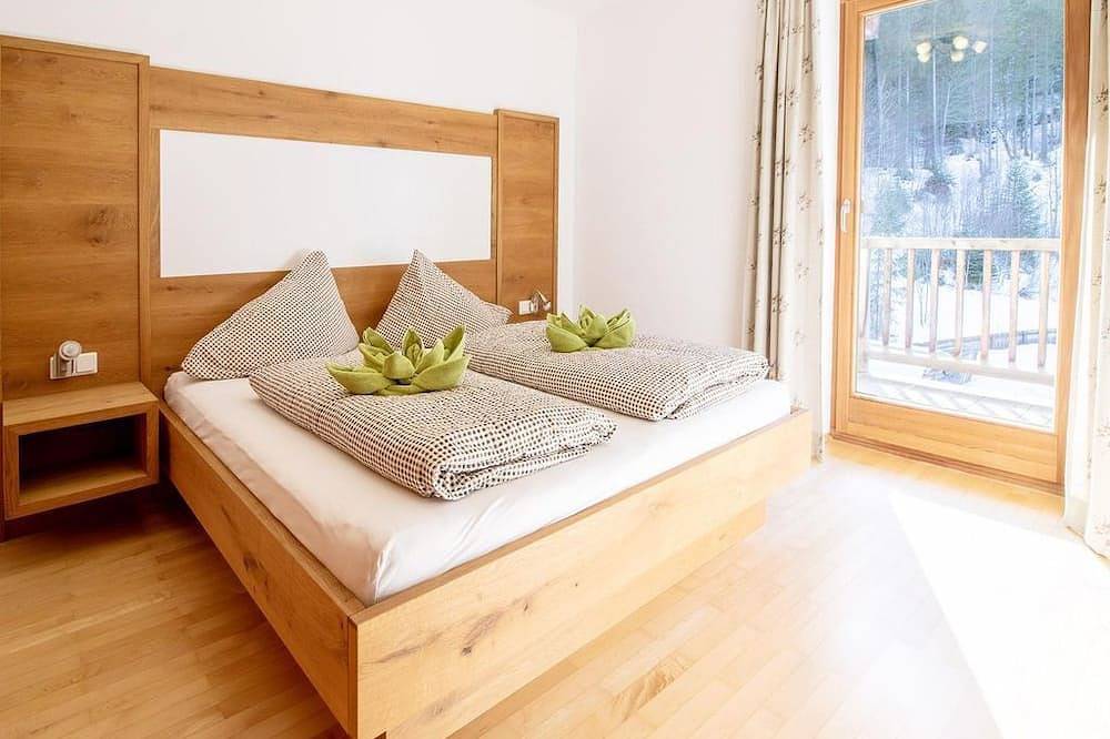 Ferienwohnung Falken.suite - Natur.erlebnis.hotel Post Hinterriß in Vomp, Bezirk Schwaz