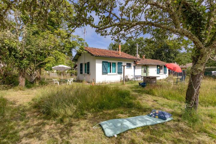Maison de vacances pour 6 personnes, avec Jardin à Hourtin