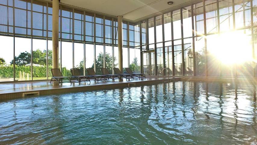 Parc de vacances pour 2 personnes, avec piscine et sauna ainsi que terrasse et jardin, animaux acceptés dans l' Aveyron - 3