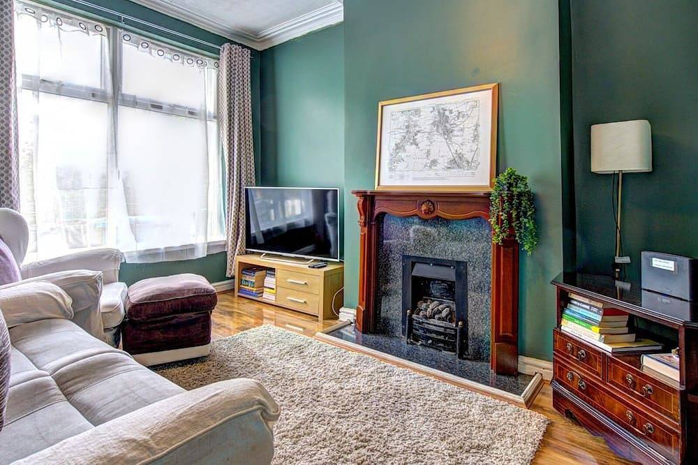 Glamping for 4 People in Manchester, Greater Manchester