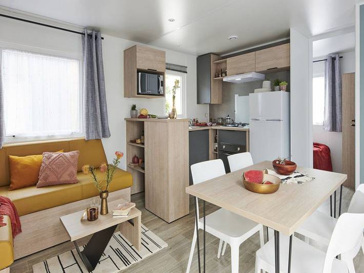 Mobil home pour 4 personnes, avec terrasse et piscine à Grayan-et-l'Hôpital