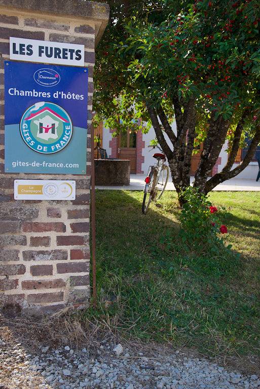 Chambres d'hôtes les Furets - Chambre "Amarante" in Maraye-en-Othe, Aube