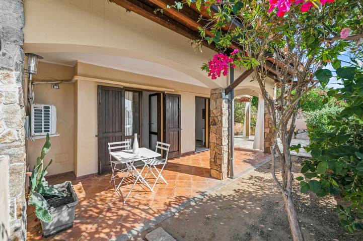 Gîte pour 4 personnes, avec jardin à Porto Pino - 3