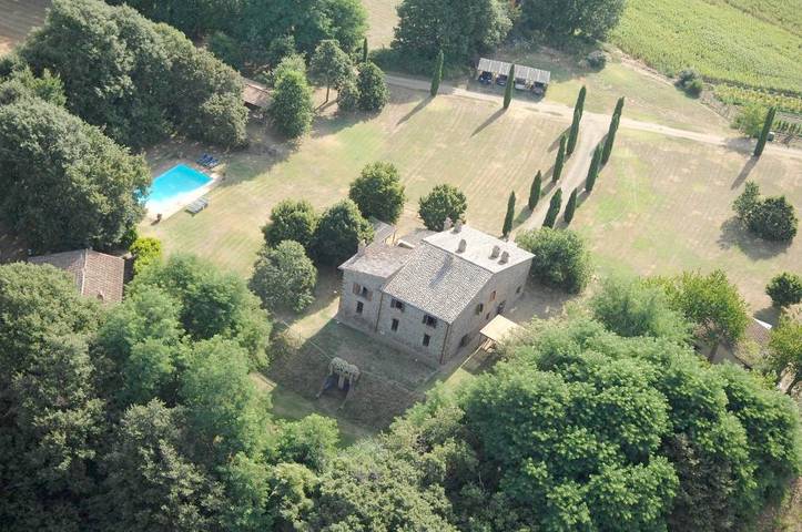 Ferienhaus für 3 Personen, mit Garten und Pool sowie Ausblick