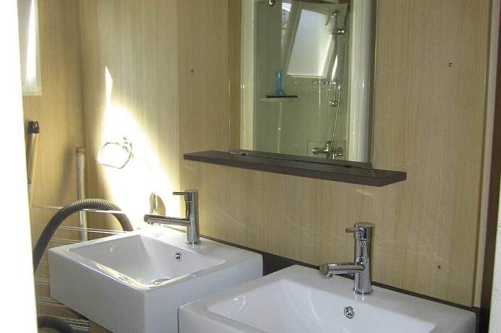 Gîte pour 4 personnes, avec jardin ainsi que terrasse et piscine à Grandcamp-Maisy - 4