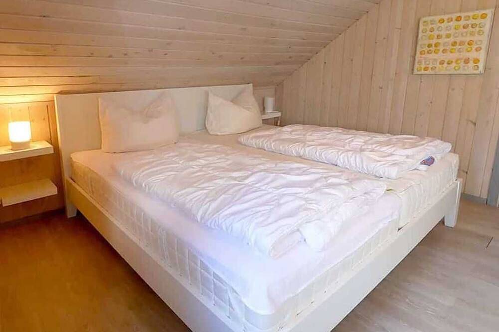 Ganze Wohnung, Seeperle Xl mit Whirlpool im Ferienpark Scharmützelsee - Ferienpark in Storkower See, Wendisch Rietz