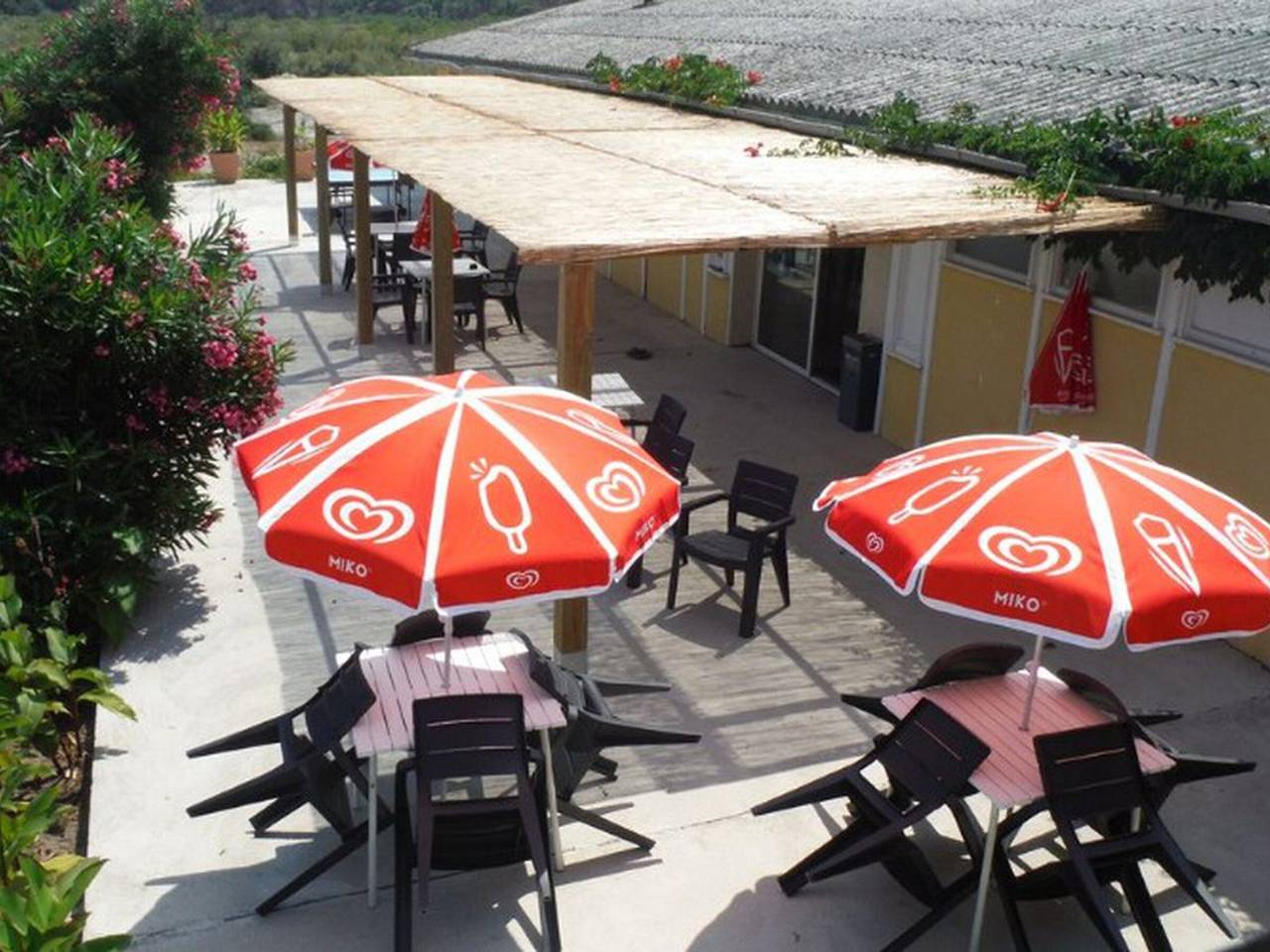 Studio entier, Logement de Vacances avec Terrasse - Pinarello Plage in Sorbo-Ocagnano, Arrondissement de Corte