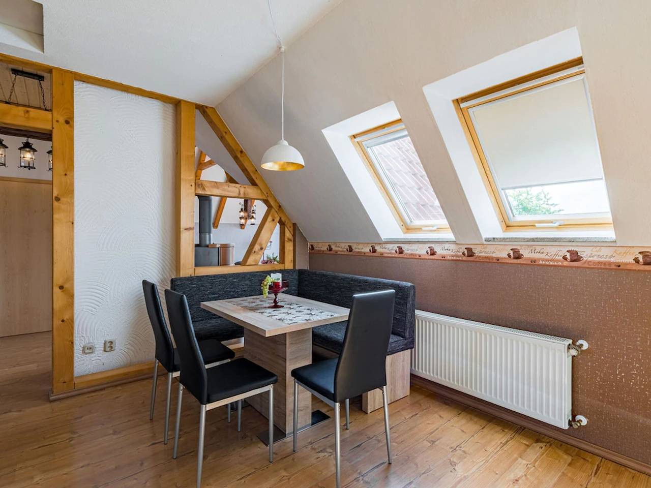 Ganze Wohnung, Ferienwohnung für 4 Personen mit Balkon in Cattenstedt, Blankenburg
