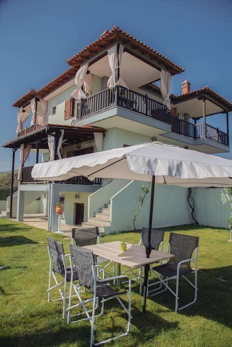 Ferienhaus für 8 Personen, mit Garten und Ausblick