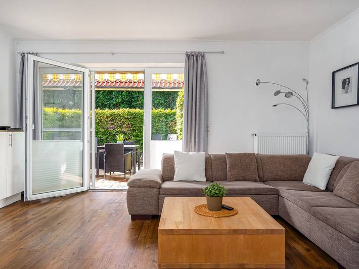 Ferienwohnung für 4 Personen, mit Terrasse, kinderfreundlich in Krummhörn