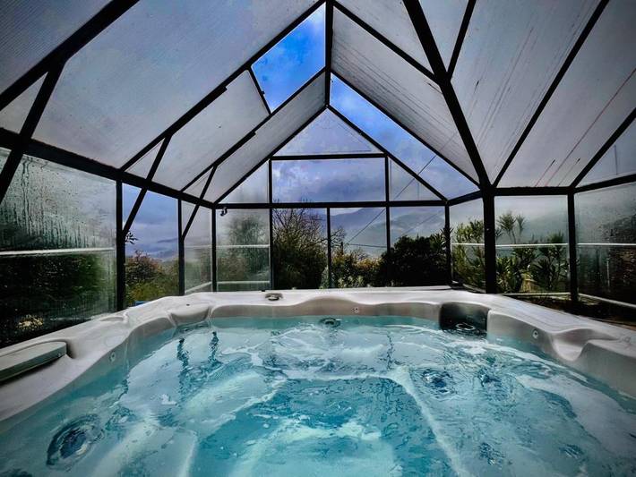 Location de vacances pour 6 personnes, avec piscine ainsi que jardin et jacuzzi à Malarce-sur-la-Thines - 3