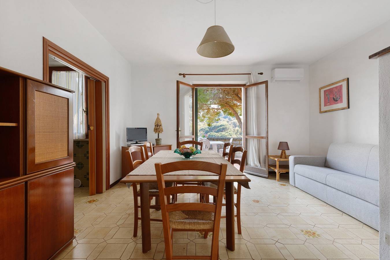 Ganze Wohnung, Apartment „Unit 1“ mit Meerblick, Wlan und Klimaanlage in Campo nell'Elba, Elba