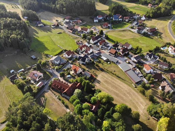 Ferienwohnung für 8 Personen, mit Garten und Balkon, kinderfreundlich in Obertrubach - 3