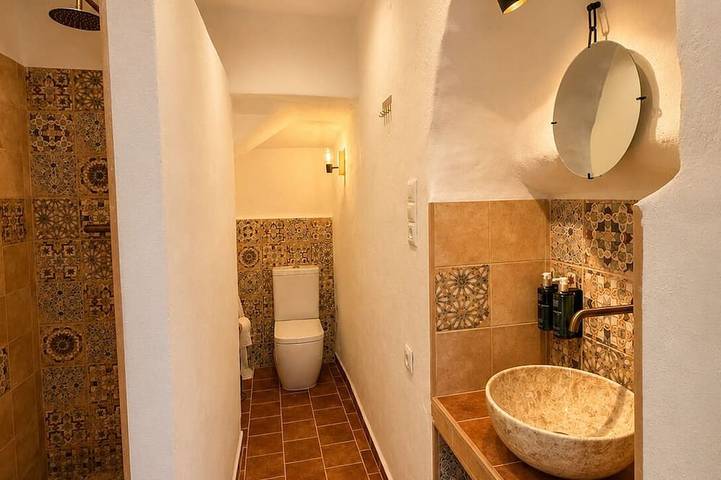 Encanto Guesthouse Room 4, Olivo in Canillas de Aceituno, Málaga Province