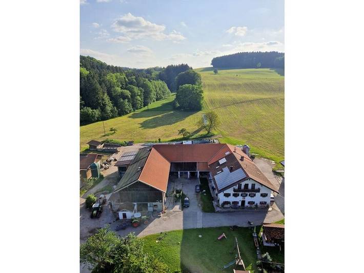 Reizendes Landhaus in der Nähe des Waginger Sees mit Balkon und Zugang zum Garten in Taching am See, Rupertiwinkel
