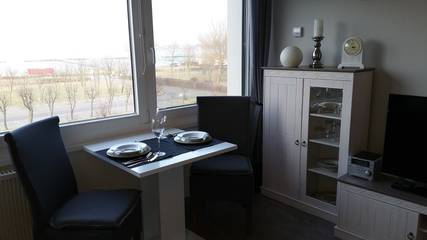 Ferienwohnung Am Strand für 2 Personen in Burgtiefe Südstrand, Ostseeinseln, Bild 2