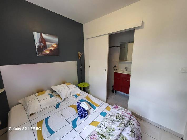 Apartamento de vacaciones para 2 personas, con vistas además de jardín y terraza - 1