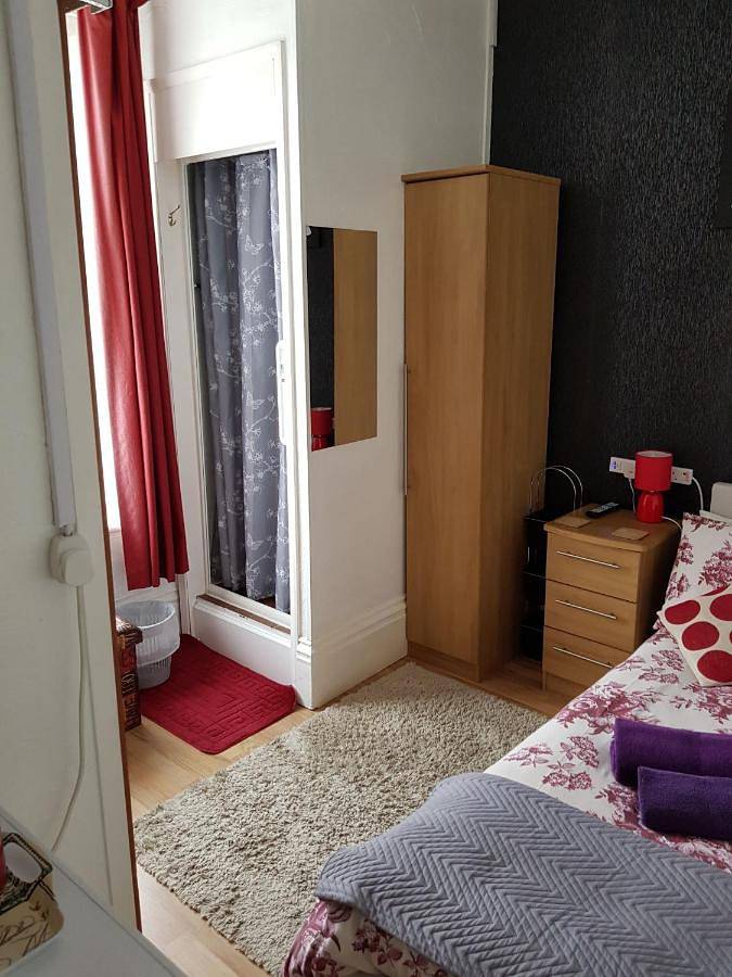 Sunnyside Hotel in Great Yarmouth, The Broads