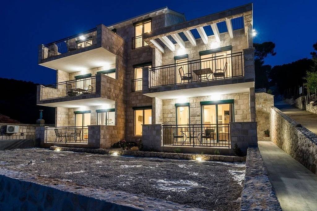 Ganze Wohnung, Studio Appartement mit Terrasse und Meerblick Pomena, Mljet As-22317-b in Pomena, Mljet