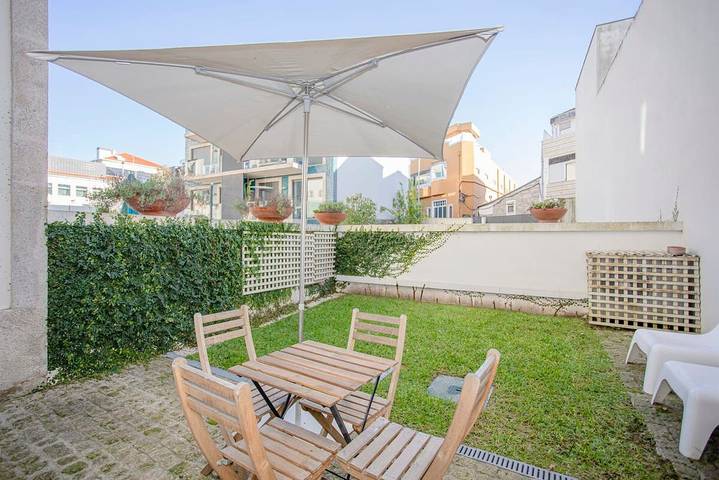 Ganze Wohnung, Liiiving in Porto - Garden Light Mezzanine in Santo Ildefonso, Porto