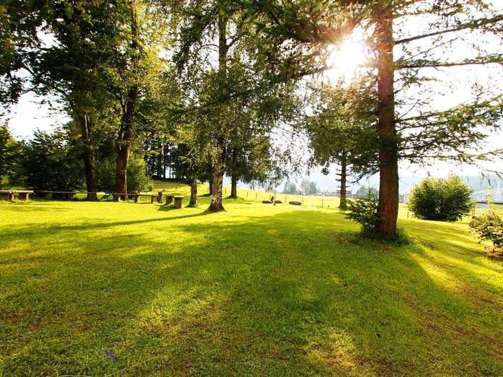 Location de vacances pour 46 personnes, avec Terrasse et Jardin à Einsiedeln