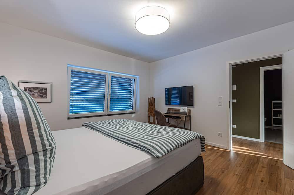 Ganze Wohnung, 85qm Garten Suite mit 2 Schlafzimmern / Terrasse und Garten in Willich, Niederrhein