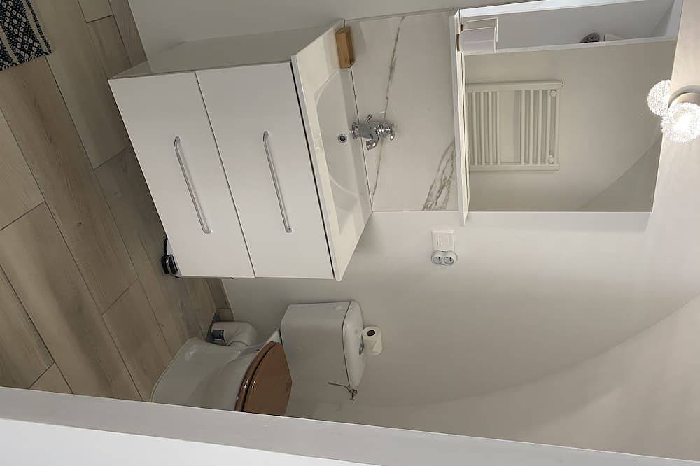 Appartement entier, Charmant F2 Duplex au coeur de la ville de Sartene in Sartène, Arrondissement de Sartène