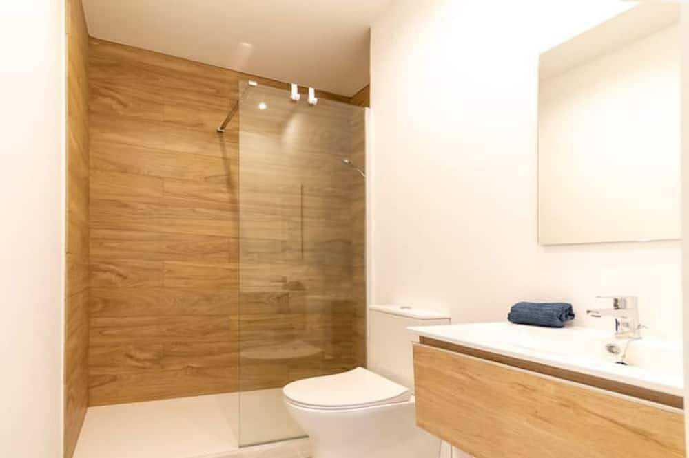 Ganze Wohnung, New 3/2 across from the Beach! in Ses Figueretes, Ibiza Stadt