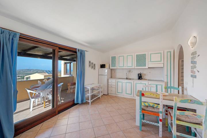 Ganze Wohnung, Apartment „Casa Marco Polo“ mit Meerblick, Balkon und Klimaanlage in Ruoni, Santa Teresa Gallura (Gemeinde)