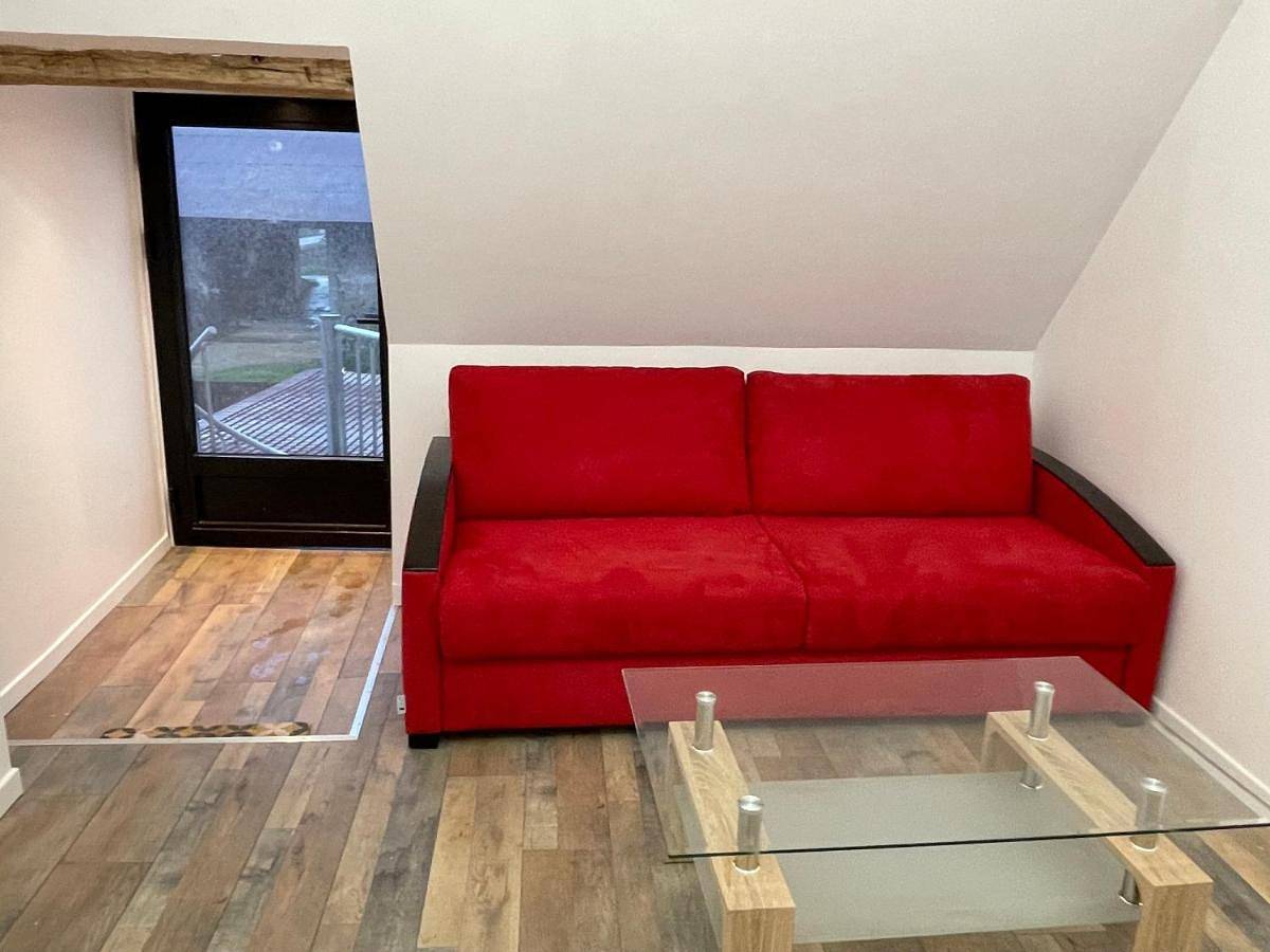 Appartement entier, Appartement Moderne Dans Ferme Du 13éme Siecle in Fontaine-Chaalis, Oise