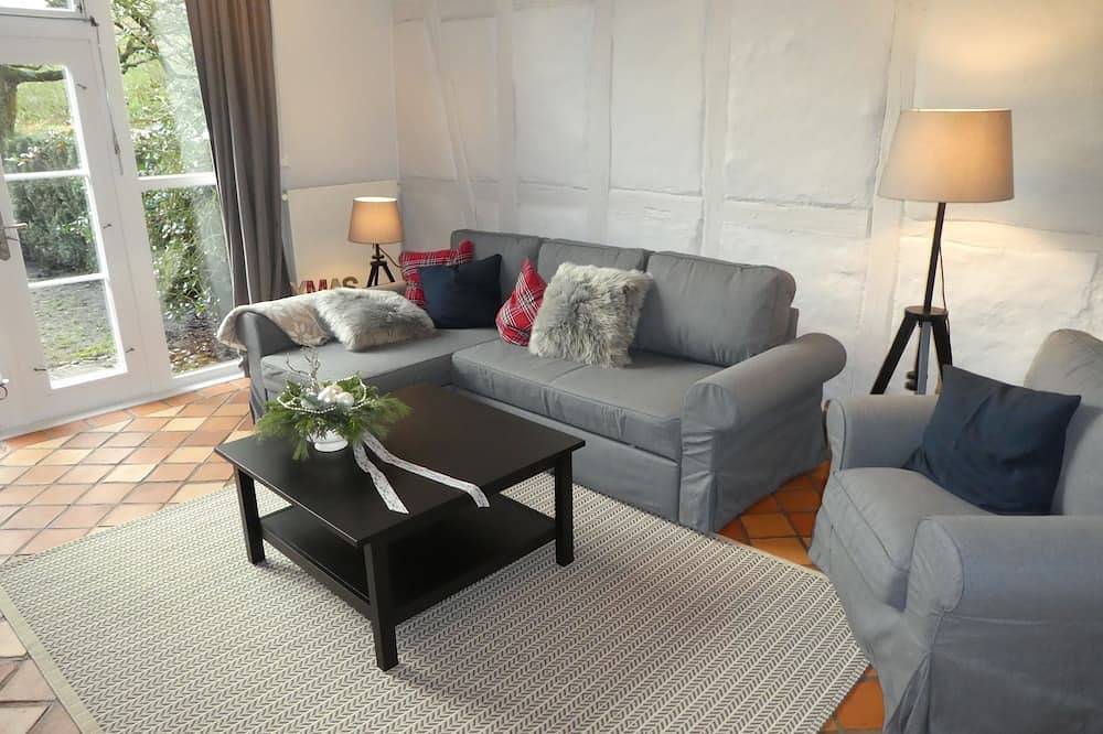 Entire apartment, Experience \"Gästehaus Altstadtzauber\" Lüneburg from its heart in Lüneburg, Nordheide