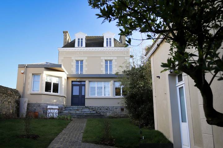 Chambre d’hôte pour 4 personnes, avec Terrasse et Jardin à Saint-Malo