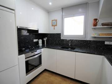 Villa pour 8 Personnes dans Castelló d'Empúries, Costa Brava, Photo 3