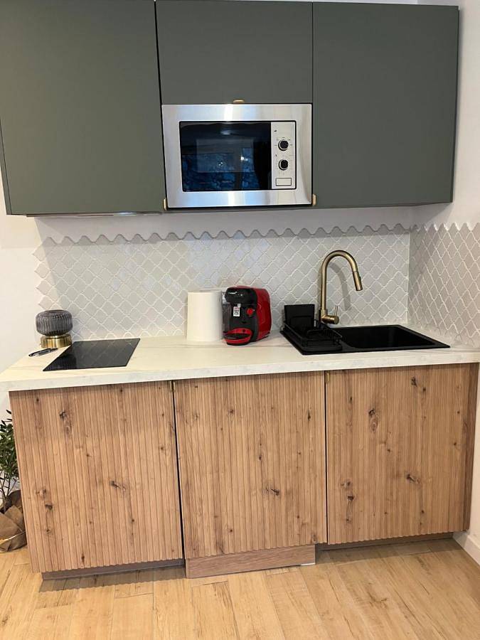 Gîte pour 2 personnes, avec vue et terrasse, animaux acceptés à Bastia - 4