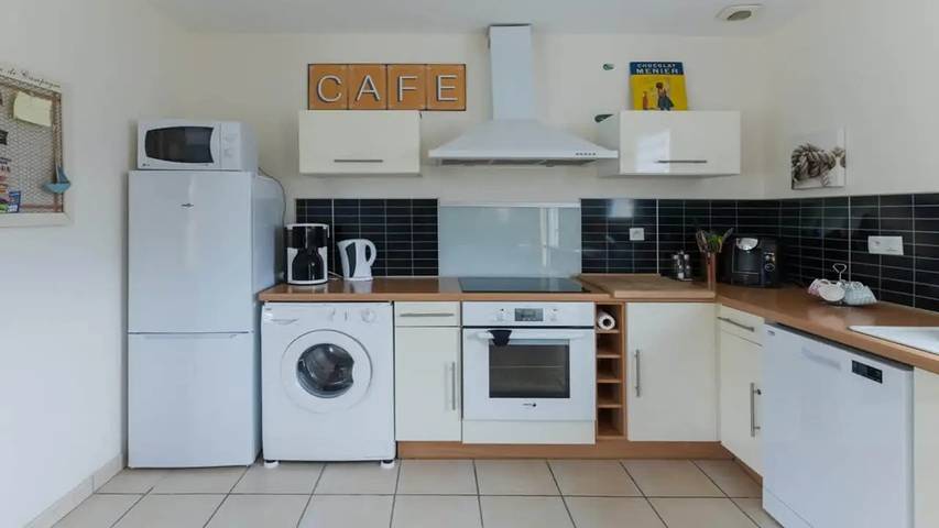 Location de vacances pour 7 personnes, avec jardin à Porspoder - 2