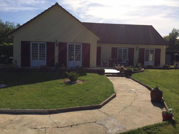 Chambre d’hôte pour 6 personnes, avec Jacuzzi ainsi que Terrasse et Vue